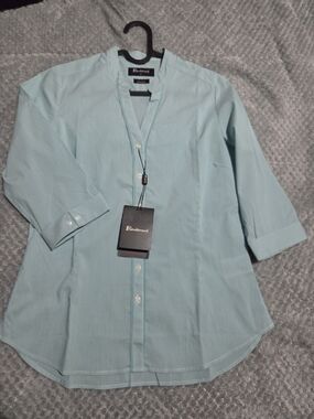 Light Aqua Button-Front Shirt